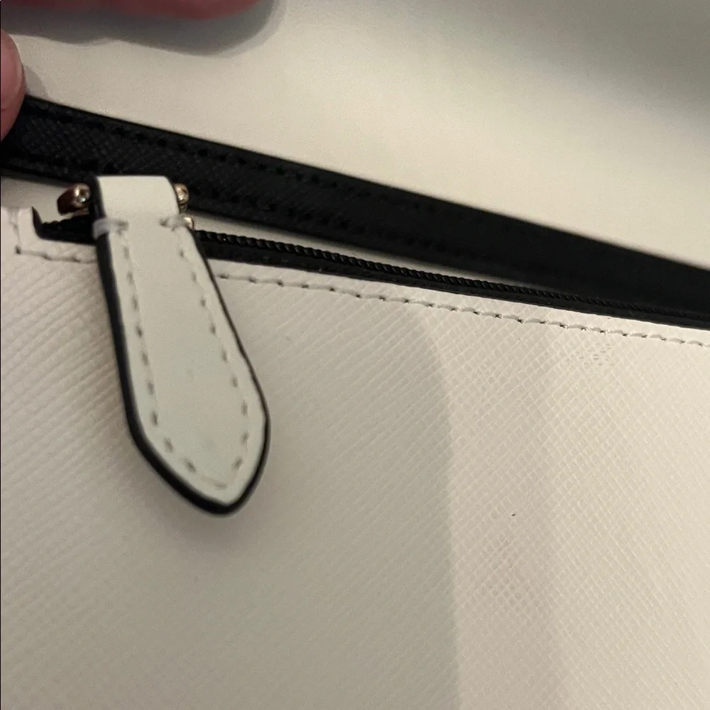 Kate Spade Beige and White Crossbody Bag